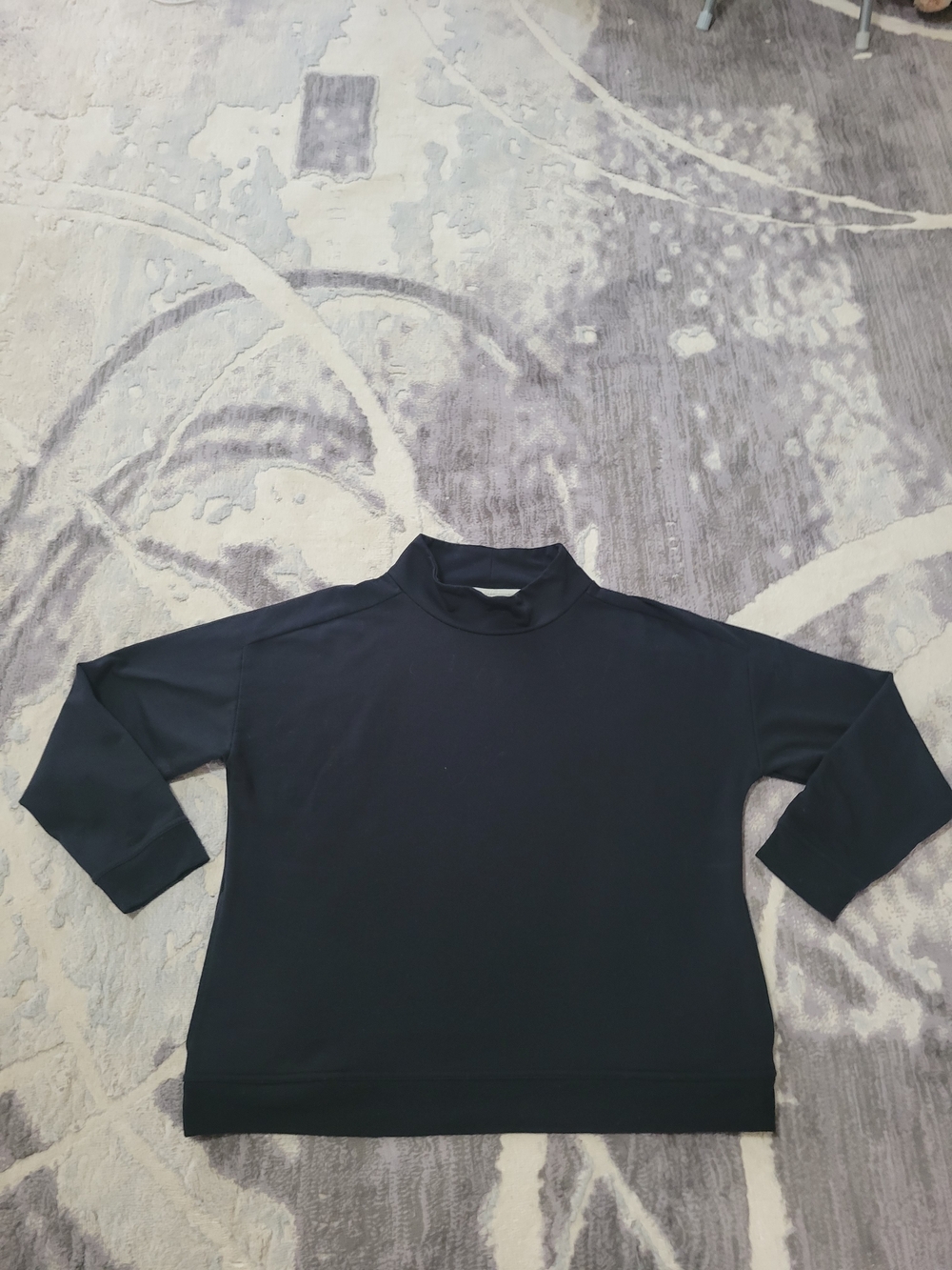 Simple Mock Neck Pullover Sweatshirt Size M